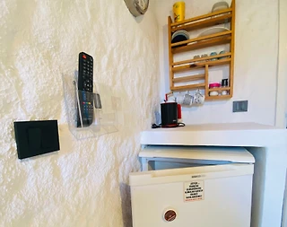 İzmir Çeşme'de Merkezi Konumda, Denize Yakın, Otantik Taş Ev - 5