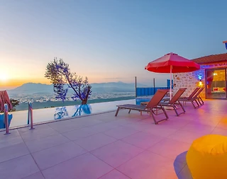 Kaş Yeşilköy'de Muhteşem Taş Mimarili, Özel Havuzlu, Lüks Villa - 5