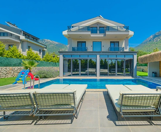 Fethiye Ölüdeniz'de Yemyeşil Doğada, Özel Havuzlu, 6 Kişilik Villa - 1