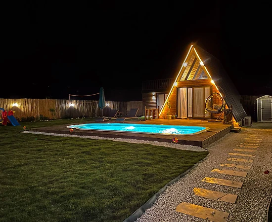 Antalya Kaş'ta Sessizlik İçerisinde, Özel Havuzlu, Konforlu Bungalov - 1