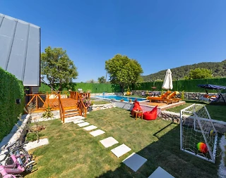 Kaş Sarıbelen'de Geniş Bahçeli, Özel Havuzlu, 2+1 Kiralık Bungalov - 3