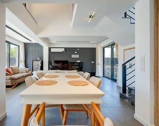 Fethiye Ölüdeniz'de Geniş Ailelere Uygun, Özel Havuzlu, Geniş Villa - 4