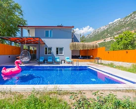 Kaş Bezirgan'da Çekirdek Ailelere Uygun, Özel Havuzlu, Modern Villa - 2