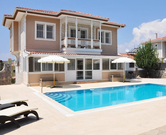 Fethiye Ölüdeniz'de Doğa İçerisinde, Özel Havuzlu, 10 Kişilik Villa - 1