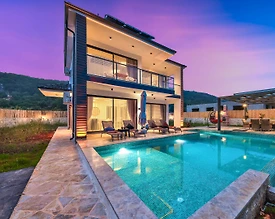 Kaş Ağullu'da Muhteşem Doğa Manzaralı, Özel Havuzlu, Jakuzili Villa - 2