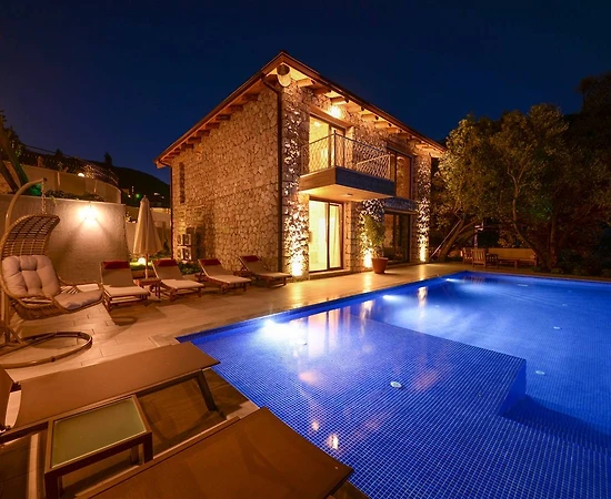 Kaş İslamlar'da Muhteşem Doğa Manzaralı, Özel Havuzlu, Taş Villa - 1