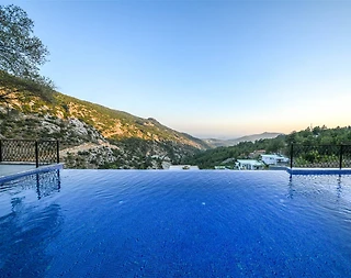 Kaş İslamlar'da Muhteşem Doğa Manzaralı, Özel Havuzlu, Taş Villa - 5