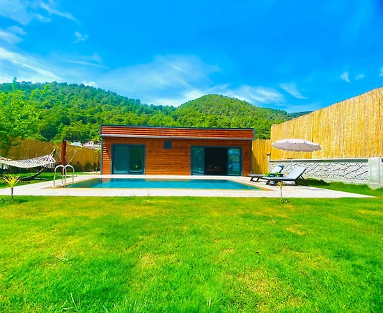 Fethiye İnlice'de Sakin Konumda, Özel Havuzlu, Konforlu Villa - 1