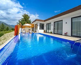 Kaş Sarıbelen'de Çekirdek Ailelere Uygun, Özel Havuzlu, 2+1 Villa - 2