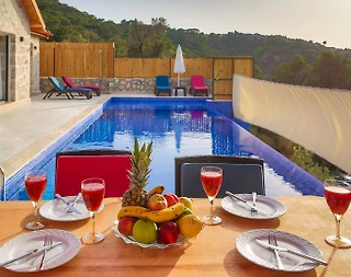 Kaş Gelemiş'te Doğa Manzaralı, Özel Havuzlu, Modern Villa - 5