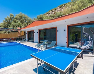 Kaş İslamlar'da Muhteşem Doğa Manzaralı, Özel Havuzlu, Kiralık Villa - 1