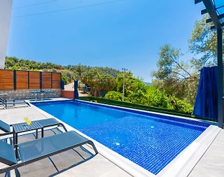 Kaş İslamlar'da Muhteşem Doğa Manzaralı, Özel Havuzlu, Kiralık Villa - 3