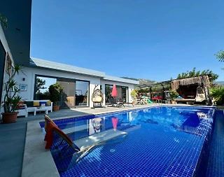 Kaş Çayköy'de Huzurlu Doğa İçerisinde, Özel Havuzlu, Balayı Villası - 1
