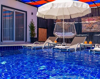 Kaş İslamlar'da Yeşillikler İçerisinde, Özel Havuzlu, Konforlu Villa - 2