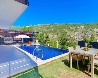 Kaş İslamlar'da Yeşillikler İçerisinde, Özel Havuzlu, Konforlu Villa - 4
