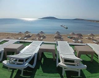 Balıkesir Avşa Adası'nda Deniz Manzaralı, Ortak Havuzlu, Kiralık Bungalov - 2