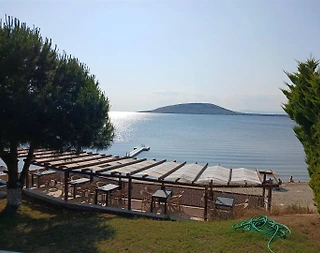 Balıkesir Avşa Adası'nda Deniz Manzaralı, Ortak Havuzlu, Kiralık Bungalov - 5