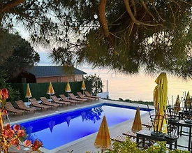 Balıkesir Avşa Adası'nda Deniz Manzaralı, Ortak Havuzlu, Kiralık Bungalov - 2