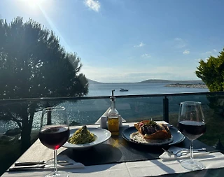 Balıkesir Avşa Adası'nda Deniz Manzaralı, Ortak Havuzlu, Şık Bungalov - 3