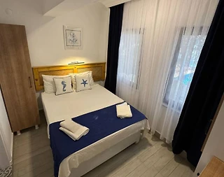 Balıkesir Avşa Adası'nda Deniz Sıfır, Ortak Havuzlu, 1+1 Oda - 2