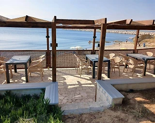 Balıkesir Avşa Adası'nda Merkezi Konumda, Ortak Havuzlu, Kiralık Oda - 5
