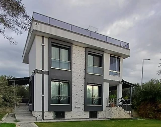 Balıkesir Edremit'de Bahçeli, 12 Kişilik, Modern Villa - 3