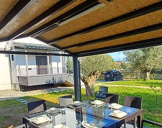 Balıkesir Edremit'de Denize Yakın, 12 Kişilik, Modern Villa - 2