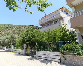 Balıkesir Marmara'da Merkezi Konumda, Bahçeli, Konforlu Lüks Suit - 2