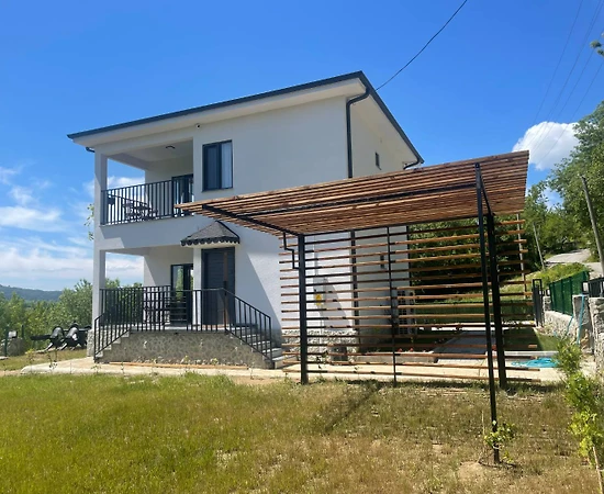 Bartın Merkez'de Yemyeşil Bahçeli, Şömineli, Bahçeli Kiralık Villa - 1