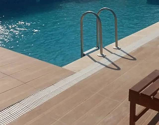 Silifke Arkum'da Denize Yakın Konumda, Site İçerisinde, 1+1 Suit - 1