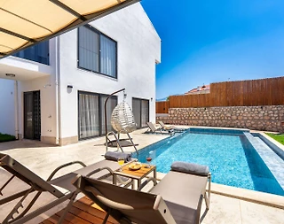 Muğla Seydikemer'de Huzurlu Doğada, Özel Havuzlu, Lüks Villa - 4