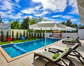 Kaş Üzümlü'de Balayı Çiftlerine Uygun, Özel Havuzlu, Jakuzili Villa - 2