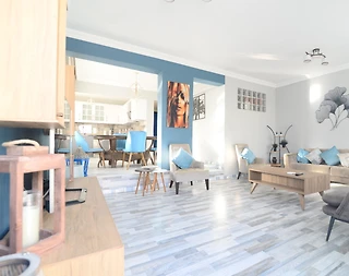 Kuşadası Kadınlar Denizi'nde Site İçinde, Ortak Havuzlu, Şık Villa - 5