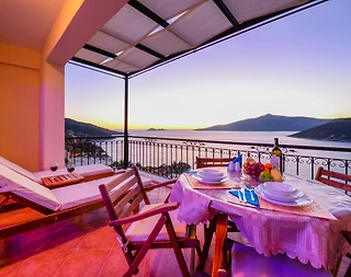 Kaş Kalkan'da Denize Yürüme Mesafesinde, Ortak Havuzlu, Kiralık Suit - 3