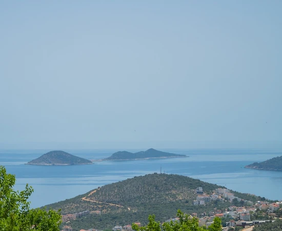 Kaş Kördere'de Merkezi Konumda, Deniz Manzaralı, Balayı Evi - 1