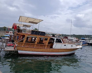 İzmir Seferihisar'da Eşsiz Mavilikte Yolculuk Sunan, Kiralık Gulet - 2