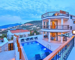 Kaş Kalkan'da Ferah Mimarili, Özel Havuzlu, Jakuzili Villa - 2