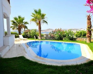 Bodrum Gümbet'te Muhteşem Deniz Manzaralı, Özel Havuzlu, Kiralık Villa - 1