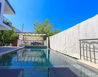 Kaş Üzümlü'de Özel Havuzlu, Jakuzili, 5 Kişilik, Kiralık Villa - 3