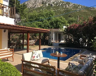 Marmaris Söğüt'te Denize Yakın Konumda, Özel Havuzlu, Geniş Villa - 5