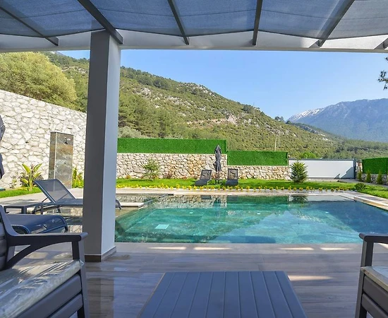 Fethiye Ölüdeniz'de Modern Tasarımlı, Özel Havuzlu, Lüks Villa - 1