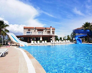 Serik Kadriye'de Site İçerisinde, Ortak Havuzlu, Kiralık Dubleks - 2