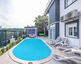 Serik Kadriye'de Konforlu Tasarıma Sahip, Özel Havuzlu, Şık Villa - 5