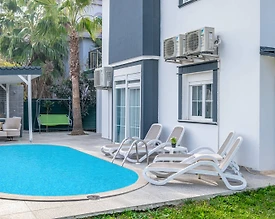 Serik Kadriye'de Konforlu Tasarıma Sahip, Özel Havuzlu, Kiralık Villa - 2