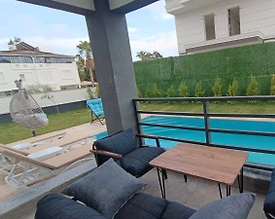 Serik Belek'te Geniş Bahçe İçerisinde, Özel Havuzlu, Kiralık Villa - 2
