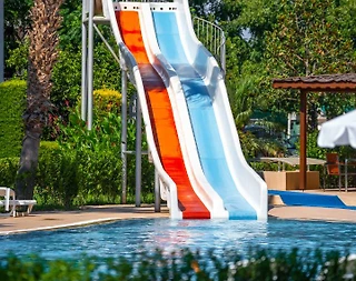 Serik Kadriye'de Geniş Yeşil Alana Sahip, Ortak Havuzlu, 2+1 Ev - 4