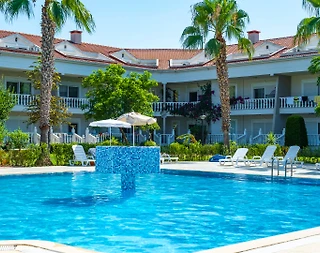 Serik Kadriye'de Geniş Yeşil Alana Sahip, Ortak Havuzlu, 2+1 Ev - 1