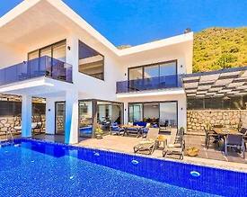 Kaş Bezirgan'da Muhteşem Deniz Manzaralı, Özel Havuzlu, Lüks Villa - 3