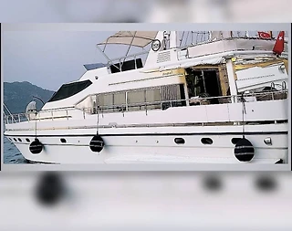 Marmaris Bozburun'da Serin Sularda, Modern Tasarımlı, Lüks Motoryat - 2