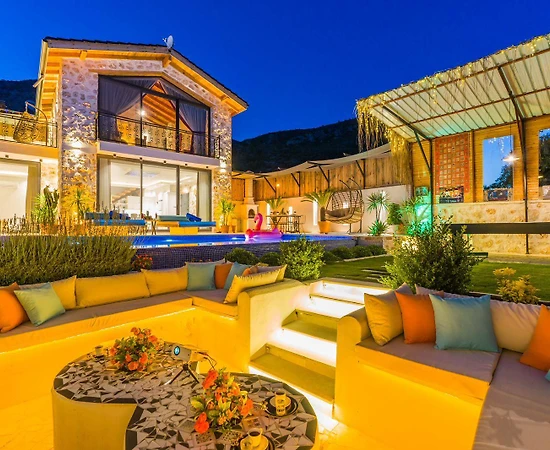 Kaş Çayköy'de Doğa İle İç İçe, Özel Havuzlu, 6 Kişilik Villa - 1